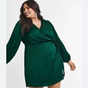 Balloon-sleeved wrap over dress - size M